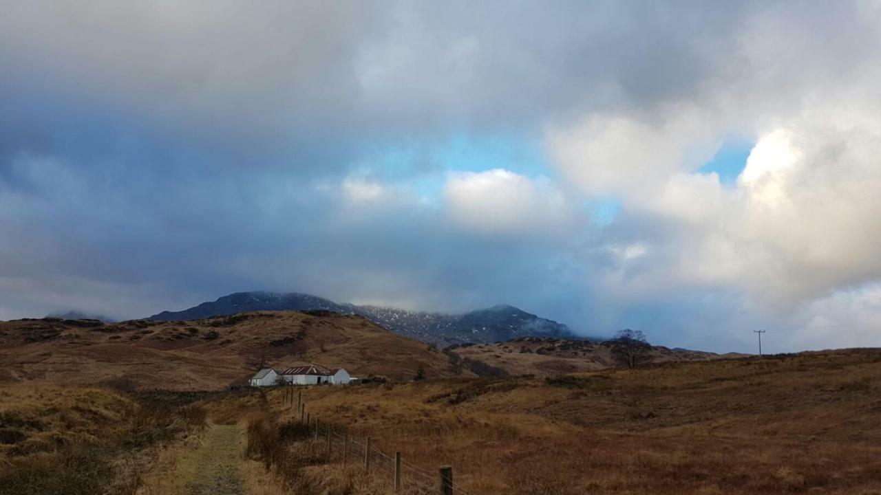 Garrison Of Inversnaid Farm With Hot Tub Exterior foto